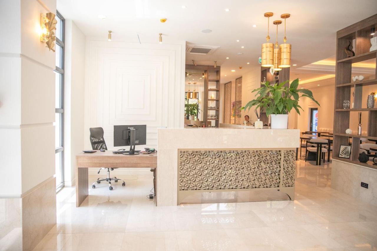 Cosmopolita Boutique Hotel 蒂米什瓦拉 外观 照片