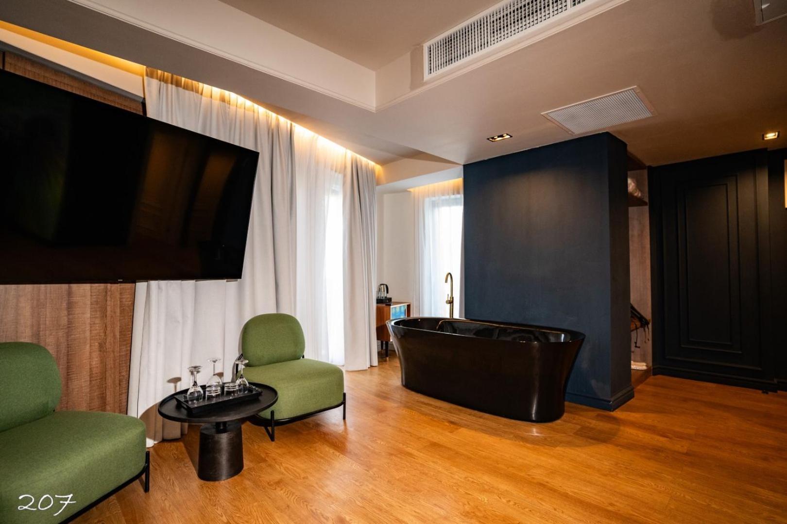 Cosmopolita Boutique Hotel 蒂米什瓦拉 外观 照片