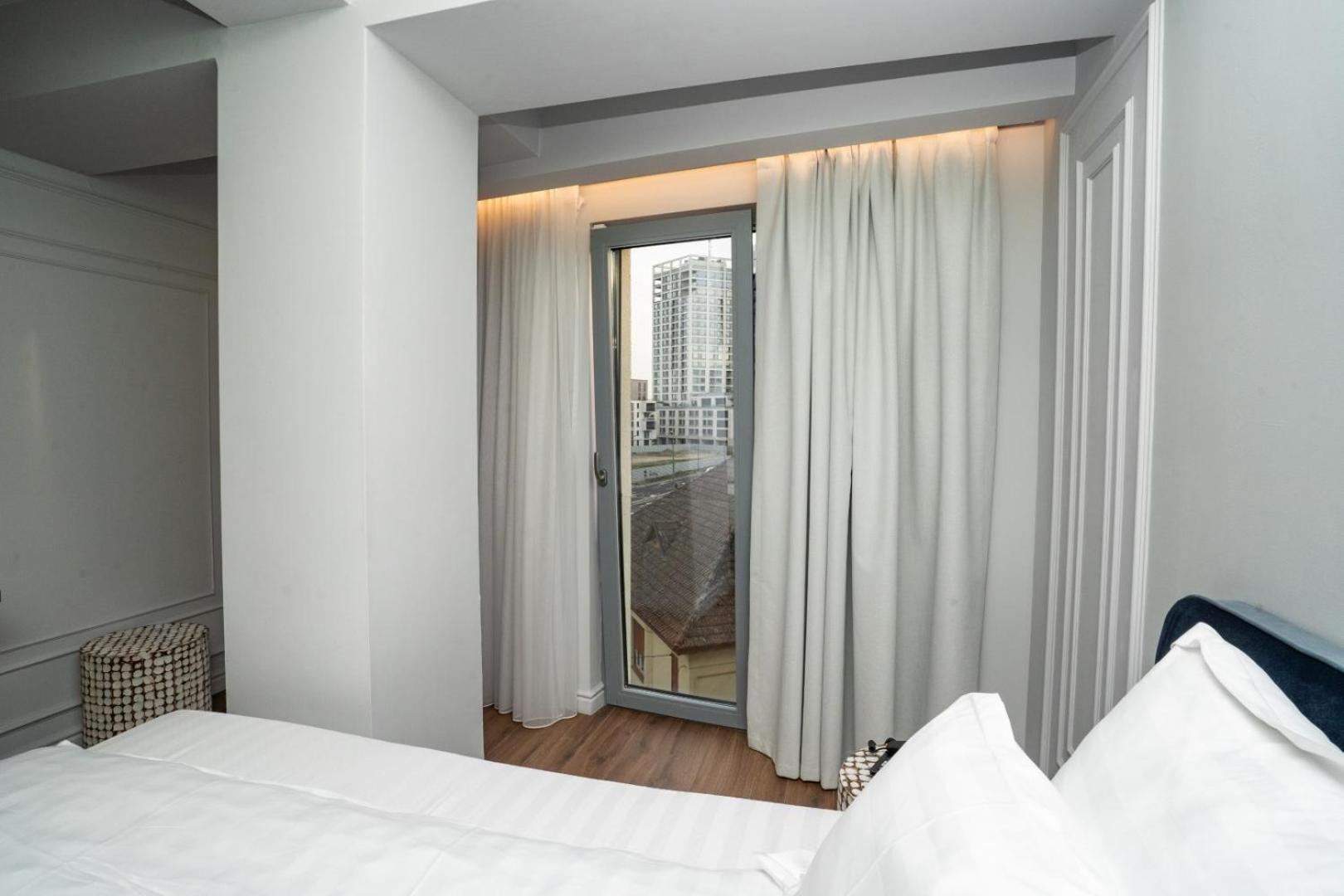 Cosmopolita Boutique Hotel 蒂米什瓦拉 外观 照片